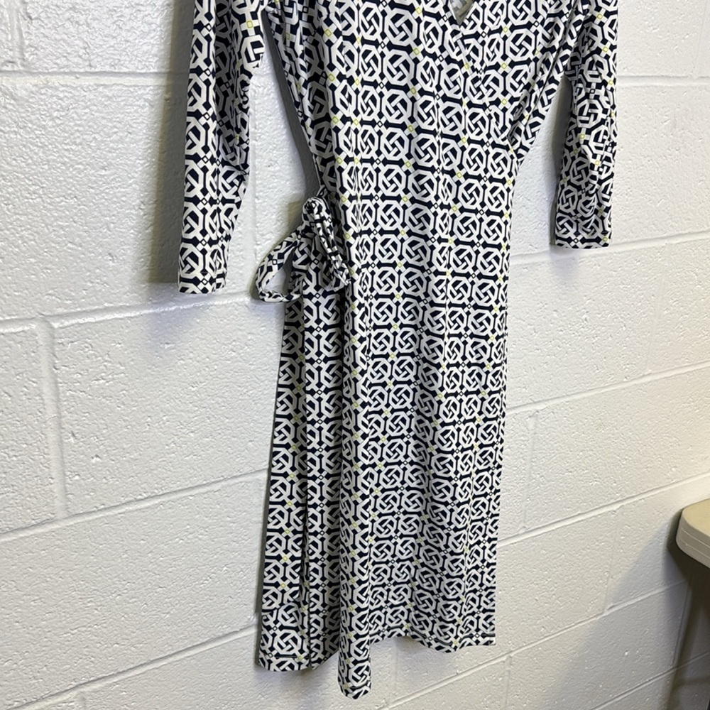 J. McLaughlin Black and White Wrap Dress with Notched Collar - Picture 4 of 9